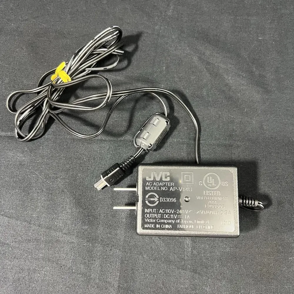 JVC Everio GZ-MG27U 20GB Camcorder w/Charger,  Battery, Remote
